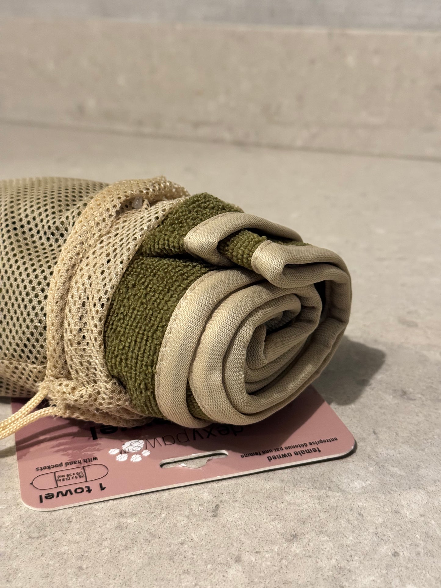 DEXYPAWS Dog Towel with Hand Pockets