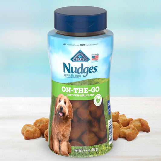 BLUE Nudges ON-THE-GO TREATS with Real Chicken & Pork 155g